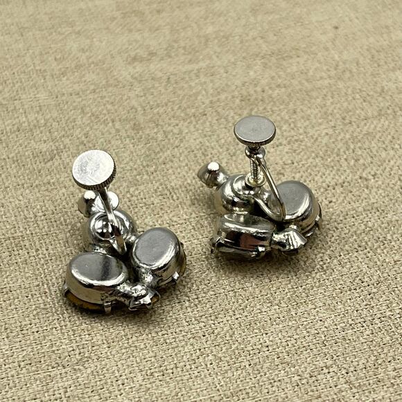 Vintage clear glass prong set screw back Earrings - Picture 4 of 4